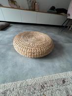 Rieten poef / bijzettafel, Huis en Inrichting, Banken | Voetenbanken en Poefen, Ophalen, Rond, Riet of Rotan, Zo goed als nieuw