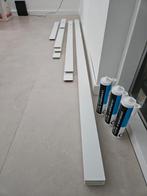 Hoge MDF plinten RAL9010 ruim 15m (7cm hoog) en 3 montagekit, Ophalen, Nieuw, Mdf, 250 cm of meer