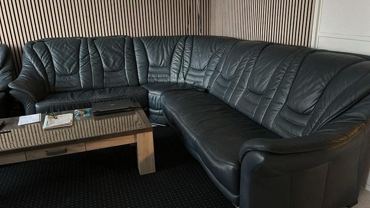 Leren Hoekbank - Comfortabel & Stijlvol!, Huis en Inrichting, Banken | Bankstellen, Gebruikt, Hoekbank, Vierpersoons of meer, 250 tot 300 cm