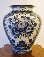 Vaas in Delfts blauw - Regina, Antiek en Kunst, Ophalen of Verzenden