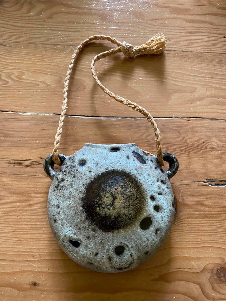 West Germany fat lava muurvaas, Huis en Inrichting, Woonaccessoires | Vazen, Gebruikt, Overige kleuren, Minder dan 50 cm, Aardewerk of Porselein