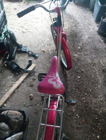 Meisjes fiets  beschikbaar voor biedingen