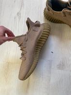 Adidas Yeezy - Zo goed als nieuw!, Kleding | Heren, Ophalen of Verzenden, Zo goed als nieuw, Bruin, Sneakers of Gympen
