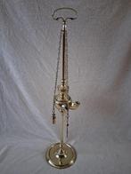 Een Antiek Geel - Koperen handgemaakte "Olielamp"., Ophalen, Koper