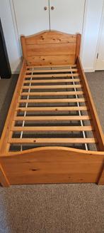 Eenpersoons bed grenen, robuust houtwerk, Ophalen, Gebruikt, 90 cm, Eenpersoons