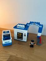 Lego Duplo Politiebureau 5602 met Auto, Ophalen of Verzenden, Gebruikt, Complete set, Duplo