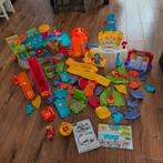 Vtech Toet Toet autobaan incl garage en racewagen, Kinderen en Baby's, Speelgoed | Vtech, Ophalen, Zo goed als nieuw, 2 tot 4 jaar