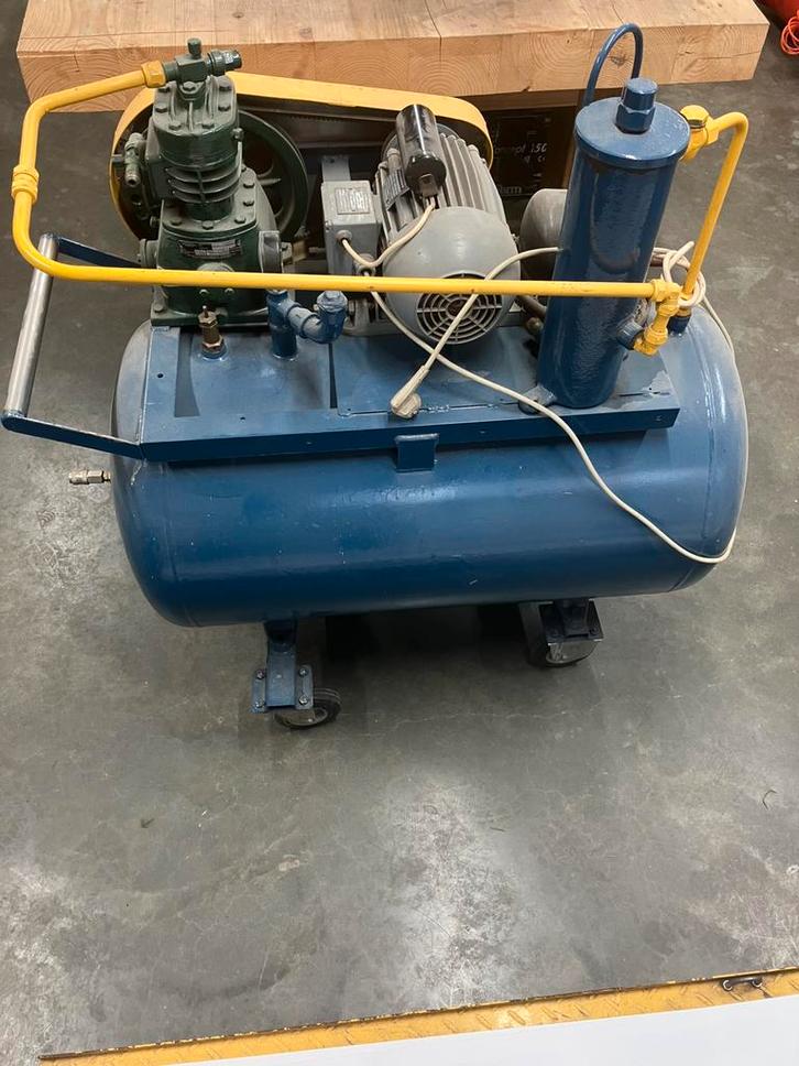 Compressor 230v 1,1kw motor,met 160l tank (project), Doe-het-zelf en Verbouw, Compressors, Gebruikt, 100 liter of meer, Ophalen