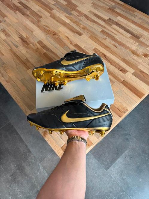 Nike Tiempo Legend FG (39 tm 45), Sport en Fitness, Voetbal, Nieuw, Shirt, Ophalen of Verzenden