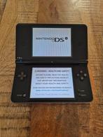 Nintendo DSi XL Zwart, Spelcomputers en Games, Spelcomputers | Nintendo DS, Ophalen of Verzenden, Zo goed als nieuw, Dsi