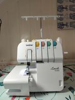 Brother 1034DX, Hobby en Vrije tijd, Naaimachines en Toebehoren, Ophalen, Zo goed als nieuw, Lockmachine, Brother