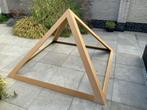 Piramide onbehandeld MDF bouwpakket incl.montage materiaal, Ophalen, Zo goed als nieuw