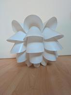 Witte Design Hanglamp, Huis en Inrichting, Lampen | Hanglampen, Kunststof, 50 tot 75 cm, Ophalen of Verzenden, Zo goed als nieuw