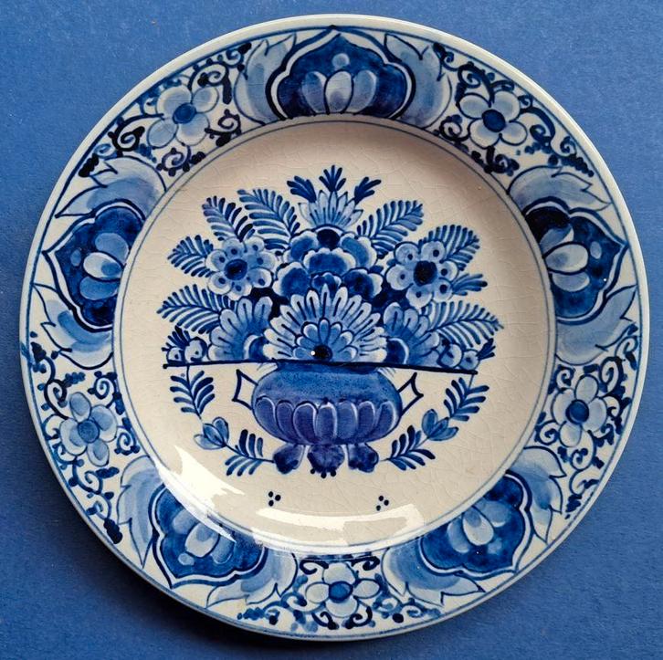 Porceleyne Fles 1955 Bloemenmand Floraal (T4-15) Klassiek, Antiek en Kunst, Antiek | Wandborden en Tegels, Ophalen of Verzenden