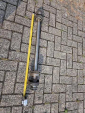 Stalen as met tandwielen – stevig, ca. 90 cm beschikbaar voor biedingen