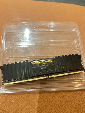 Corsair Vengeance 8GB geheugen DDR4 2400MHz beschikbaar voor biedingen