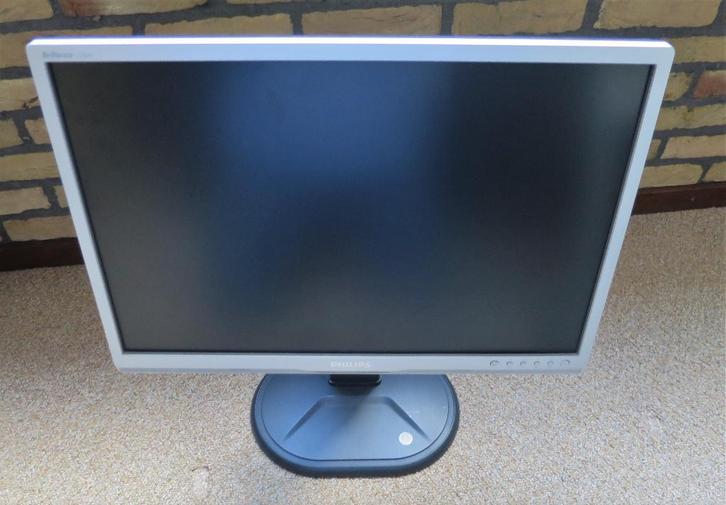 Beeldscherm/Monitor inclusief standaard en snoeren, Computers en Software, Monitoren, Gebruikt, 60 Hz of minder, Overige typen