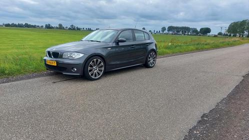 BMW 1-Serie 2.0 120I 2004 Grijs, Auto's, BMW, Particulier, 1-Serie, ABS, Airbags, Airconditioning, Alarm, Boordcomputer, Centrale vergrendeling