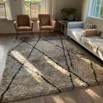 Te koop: groot hoogpolig tapijt, 200x300 cm, Huis en Inrichting, Stoffering | Tapijten en Kleden, Ophalen, Zo goed als nieuw, Rechthoekig