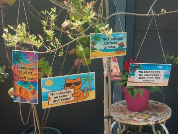 Anti strandverkopers bordje strandverkoper ligbed parasol beschikbaar voor biedingen