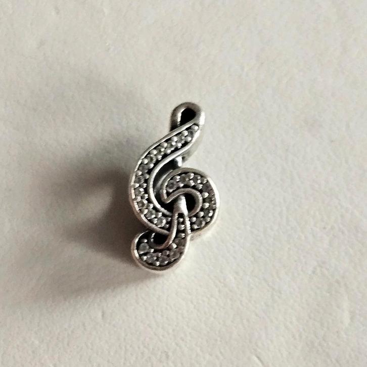 Pandora muzieksleutel, Sieraden, Tassen en Uiterlijk, Bedels, Zo goed als nieuw, Pandora, Zilver, Ophalen of Verzenden