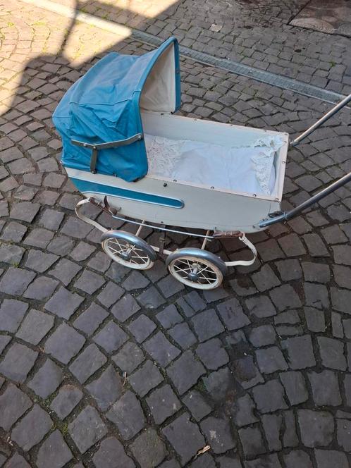 Zeer oude poppenwagen, Antiek en Kunst, Antiek | Speelgoed, Ophalen