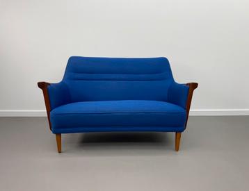 Vintage Bank / Sofa beschikbaar voor biedingen