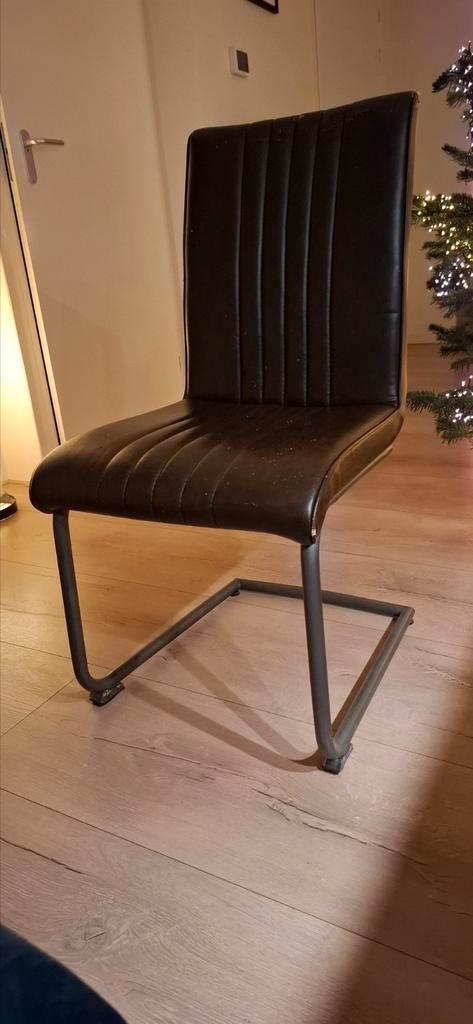 Gratis zes eetkamerstoelen, Huis en Inrichting, Stoelen, Gebruikt, Vijf, Zes of meer stoelen, Ophalen