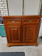 Mooie noten wandkast dressoir nieuwstaat, Huis en Inrichting, Kasten | Wandmeubels, Ophalen, Zo goed als nieuw, Minder dan 150 cm