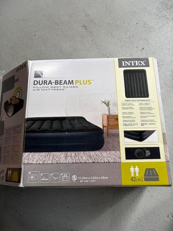 NIEUW! Intex Deluxe luchtbed - ingebouwde pomp beschikbaar voor biedingen