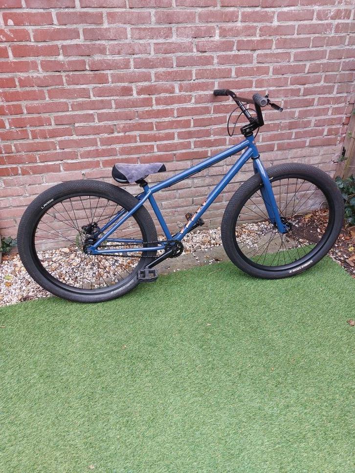 Mafia Bomma 26 inch wheelie bike, Fietsen en Brommers, Fietsen | Crossfietsen en BMX, Zo goed als nieuw, 24 inch of meer, Aluminium