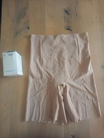 Poirier shapewear short MP 55 Nude maat XXL. beschikbaar voor biedingen