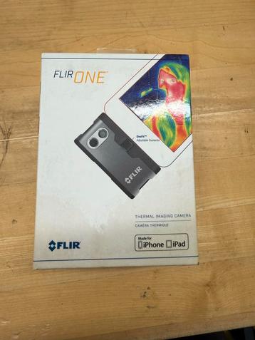 Flir One Thermografie Camera voor iPhone beschikbaar voor biedingen
