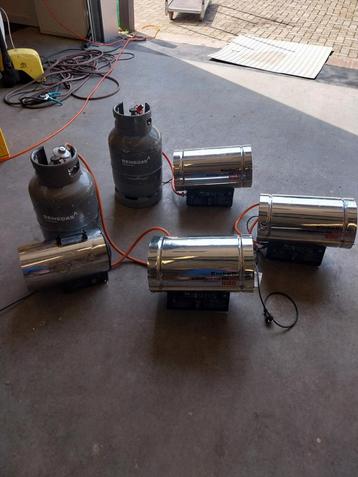 4 heaters en 1.5 gasbus propaan beschikbaar voor biedingen
