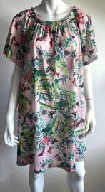 Roze jurk met bloemen en vlinder print maat L, Verzenden, Maat 42/44 (L), Zo goed als nieuw, Roze