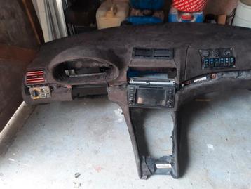 E46 custom alcantara dashboard  beschikbaar voor biedingen