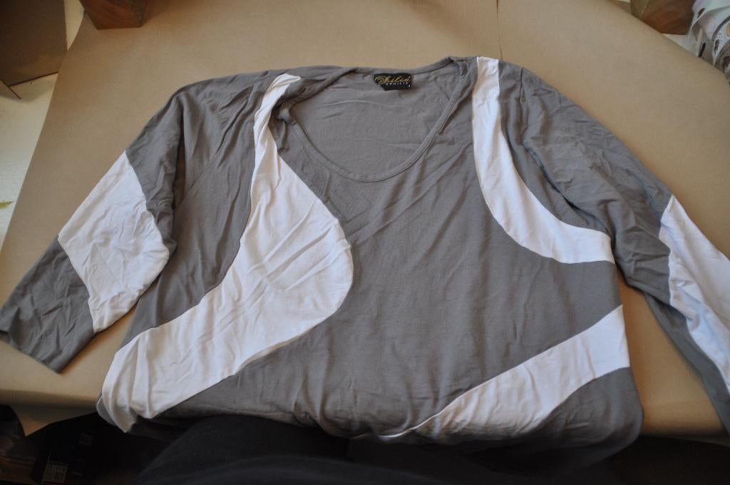 NOP9 Ophilia Jurk Grijs wit maat 4, Kleding | Dames, Grote Maten, Jurk, Ophalen of Verzenden, Zo goed als nieuw, Ophilia