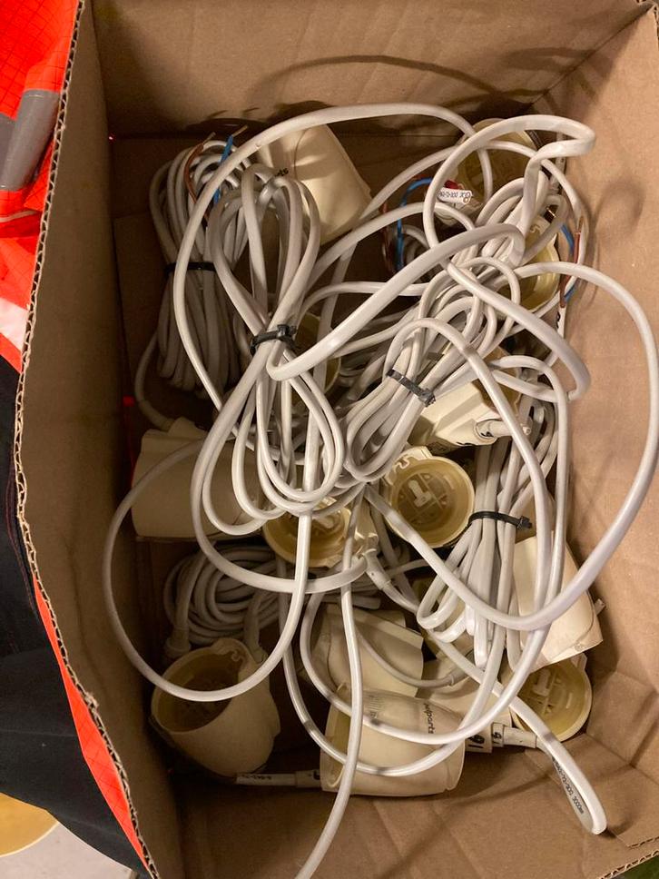 Diverse Servomotoren Vloerverwarming - Wax Motortjes, Computers en Software, Pc- en Netwerkkabels, Gebruikt, Ophalen of Verzenden