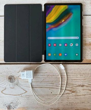 Strakke Samsung Galaxy Tab S5e–Compleet met Hoesje & Oplader beschikbaar voor biedingen