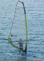 Surfzeil - Neil Pryde V8 9,8 m2 incl. mast, Watersport en Boten, Windsurfen, Ophalen, Gebruikt, Zeil, 7 m² of meer
