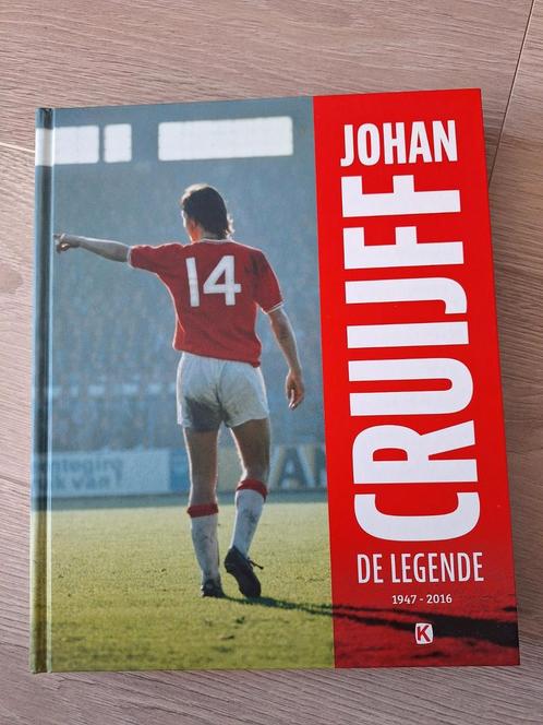 Matty Verkamman - Johan Cruijff: de legende, Boeken, Sportboeken, Zo goed als nieuw, Balsport, Ophalen of Verzenden