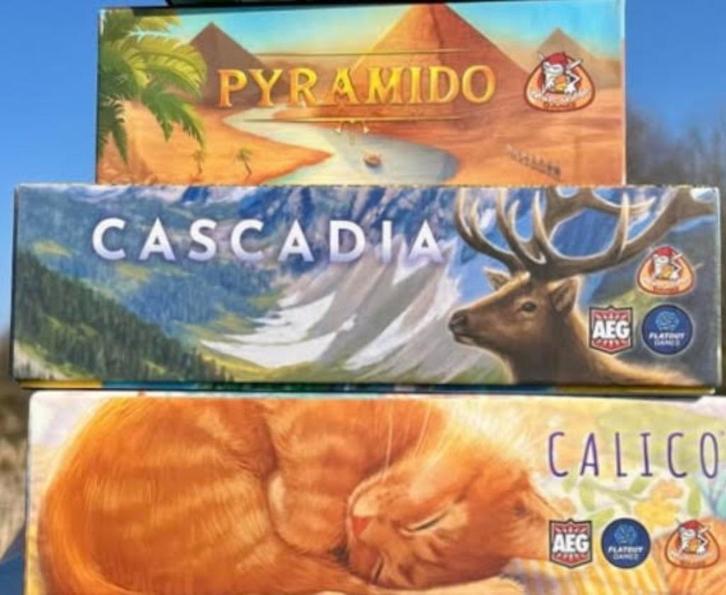 Bordspelbundel Calico , Pyramido & Cascadia - Nieuw in doos, Hobby en Vrije tijd, Gezelschapsspellen | Bordspellen, Nieuw, Een of twee spelers