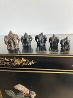 Set van vijf bronzen driehoofdige mythische olifanten, Verzenden