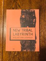 Atelier van Lieshout - New Tribal Labyrinth, Ophalen of Verzenden, Zo goed als nieuw, Overige onderwerpen