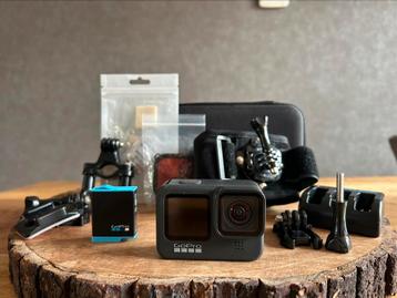 Gopro hero 9 black met accessoires. beschikbaar voor biedingen