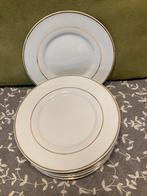 Gebaksbordje wit met goud randje (150425), Huis en Inrichting, Keuken | Servies, Gebruikt, Ophalen of Verzenden, Overige stijlen