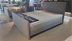 Boxspring Kandinsky vlak / matrassen Eastborn, Sonnemans, Zo goed als nieuw, Info@sonnemans.nl, Witvrouwenbergweg 13 Someren