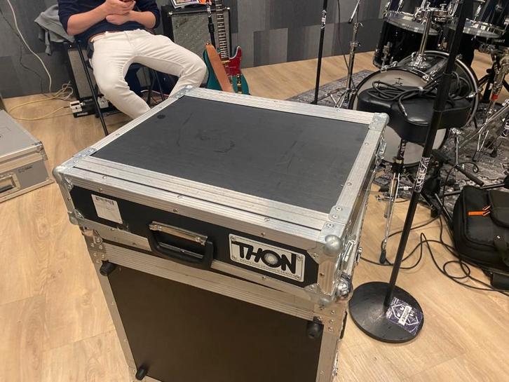 flighcase 4x varierend formaat, Muziek en Instrumenten, Behuizingen en Koffers, Gebruikt, Overige instrumenten, Flightcase, Ophalen