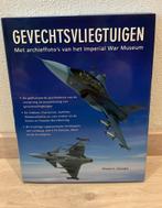 boek gevechtsvliegtuigen archieffotos Imperial War museum, Ophalen of Verzenden, Tweede Wereldoorlog, Zo goed als nieuw