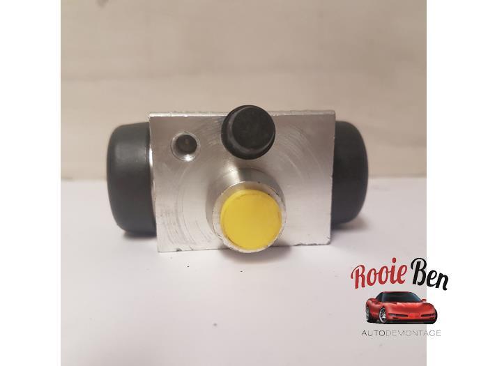 Wielremcilinder van een Toyota Yaris, Gebruikt, -, -, Ophalen of Verzenden